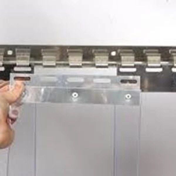 Tirai PVC / Plastik Hanger Stainless Steel Anti Karat